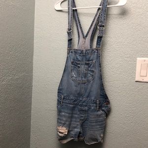 Hollister Jean short overalls